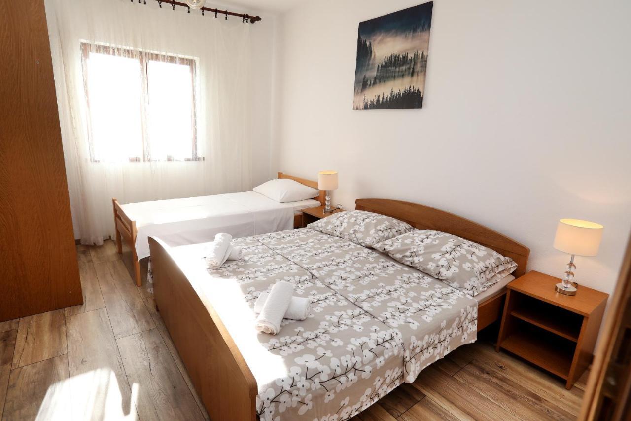 Apartman Gilan Seget Vranjica Bagian luar foto