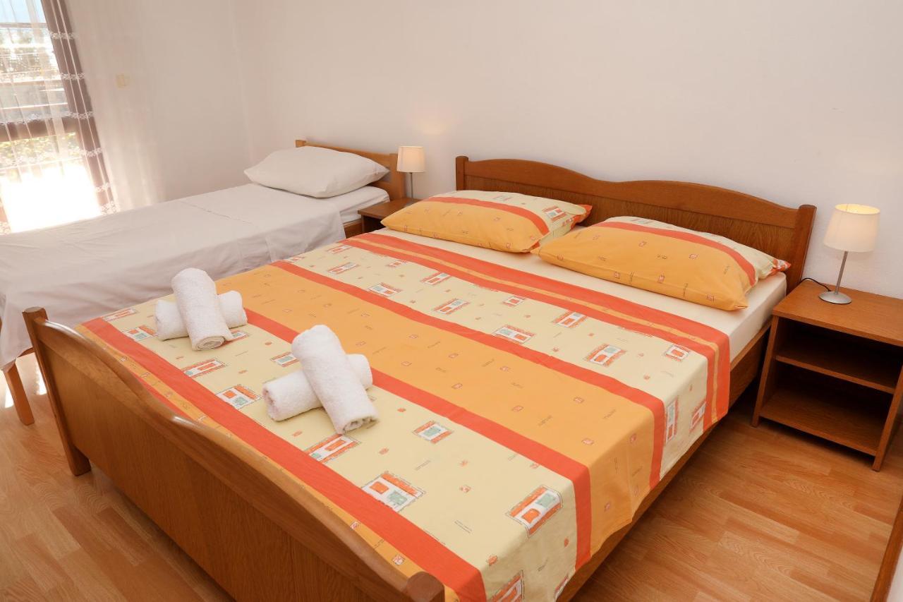 Apartman Gilan Seget Vranjica Bagian luar foto