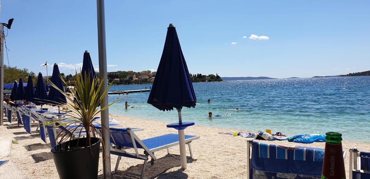 Apartman Gilan Seget Vranjica Bagian luar foto