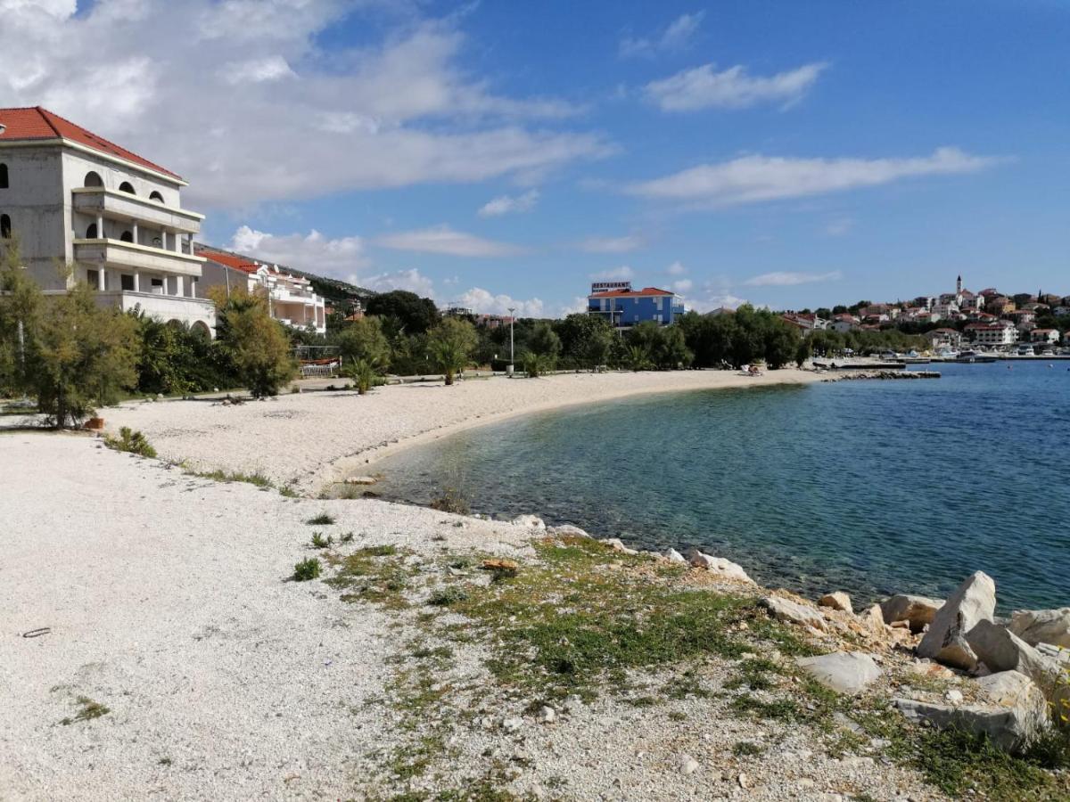 Apartman Gilan Seget Vranjica Bagian luar foto